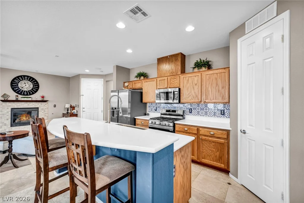 1080 Robin Leaf, Las Vegas, NV 89138