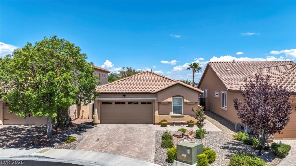 1080 Robin Leaf, Las Vegas, NV 89138