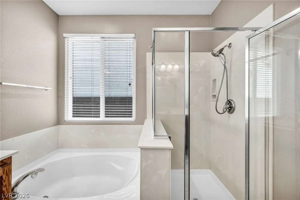 1080 Robin Leaf, Las Vegas, NV 89138