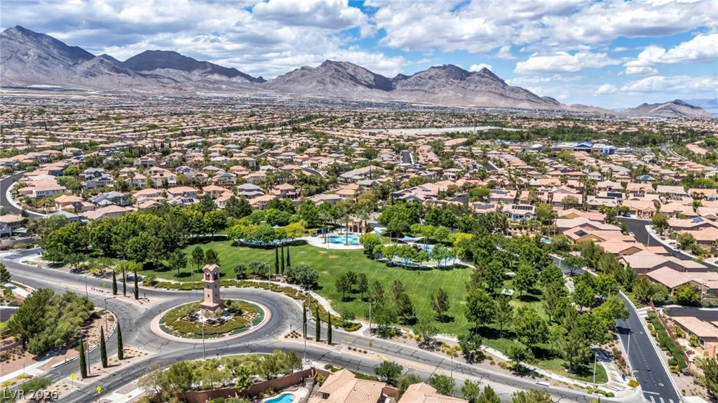 1080 Robin Leaf, Las Vegas, NV 89138
