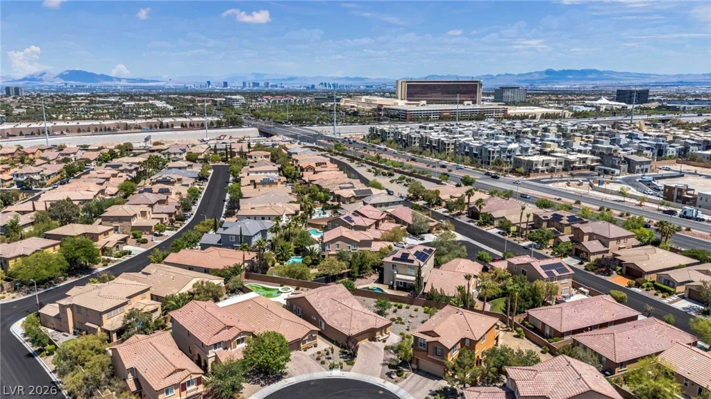 1080 Robin Leaf, Las Vegas, NV 89138