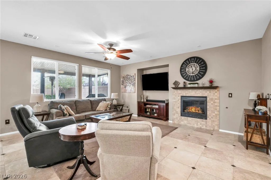 1080 Robin Leaf, Las Vegas, NV 89138