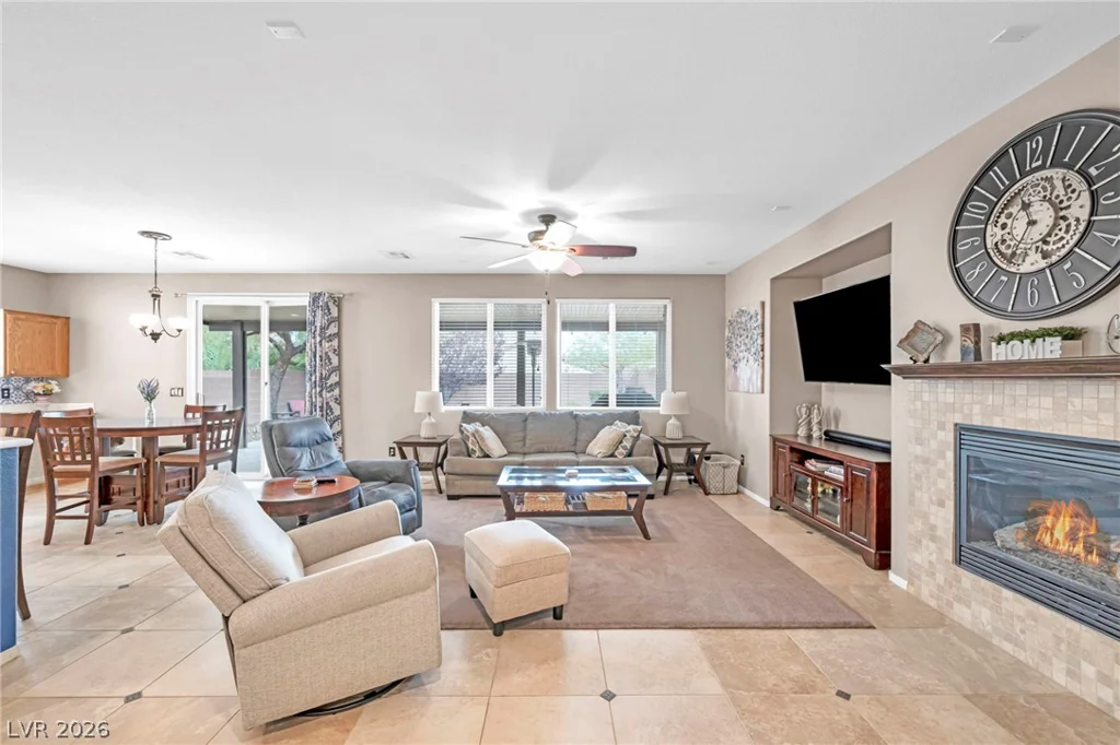 1080 Robin Leaf, Las Vegas, NV 89138
