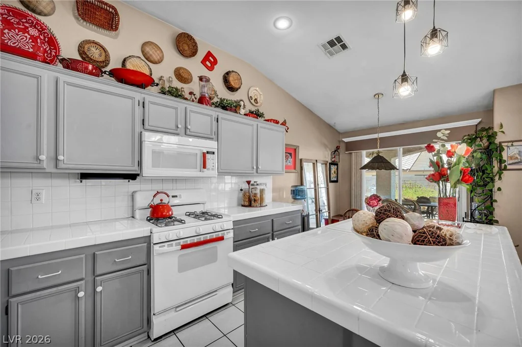 6330 Berry Patch, Las Vegas, NV 89142