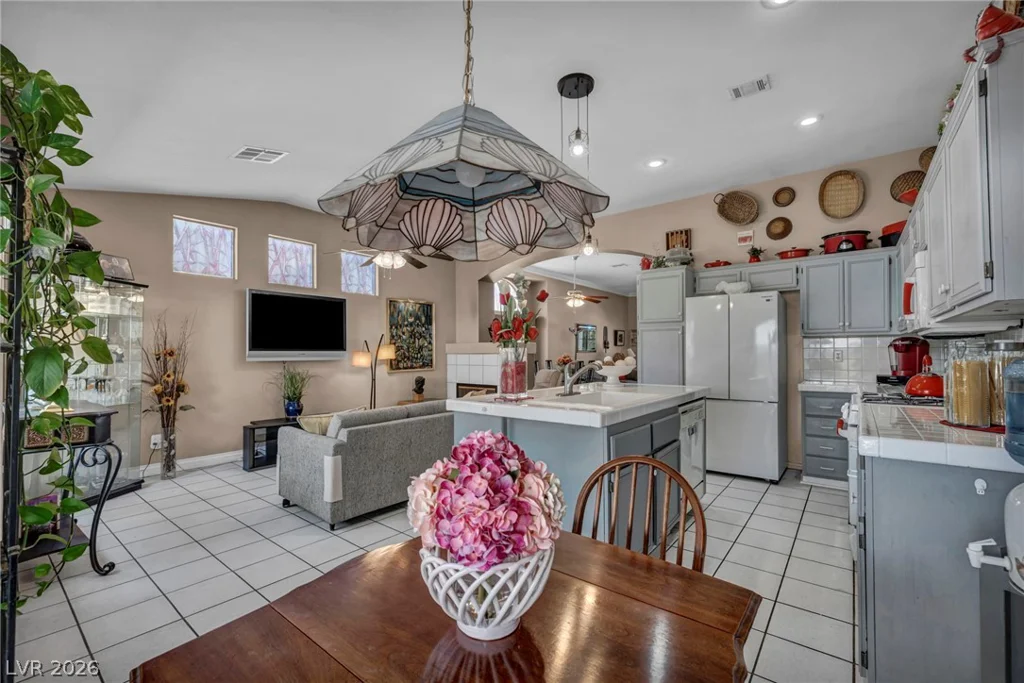 6330 Berry Patch, Las Vegas, NV 89142