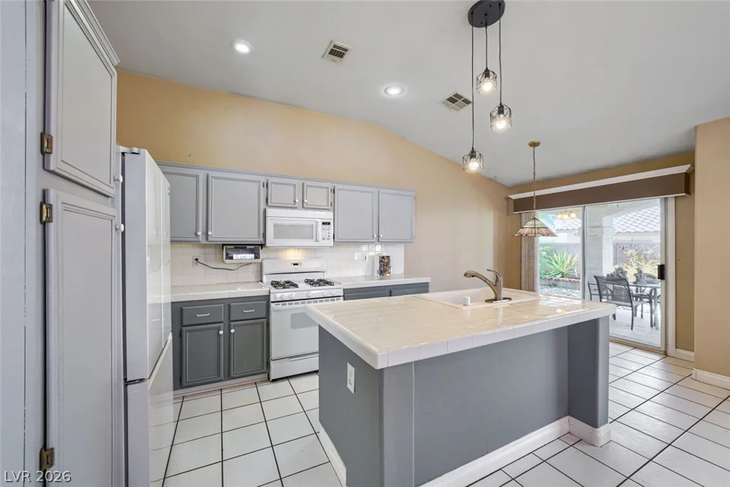 6330 Berry Patch, Las Vegas, NV 89142