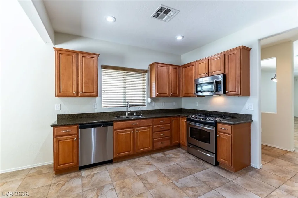 2113 Crake, North Las Vegas, NV 89084