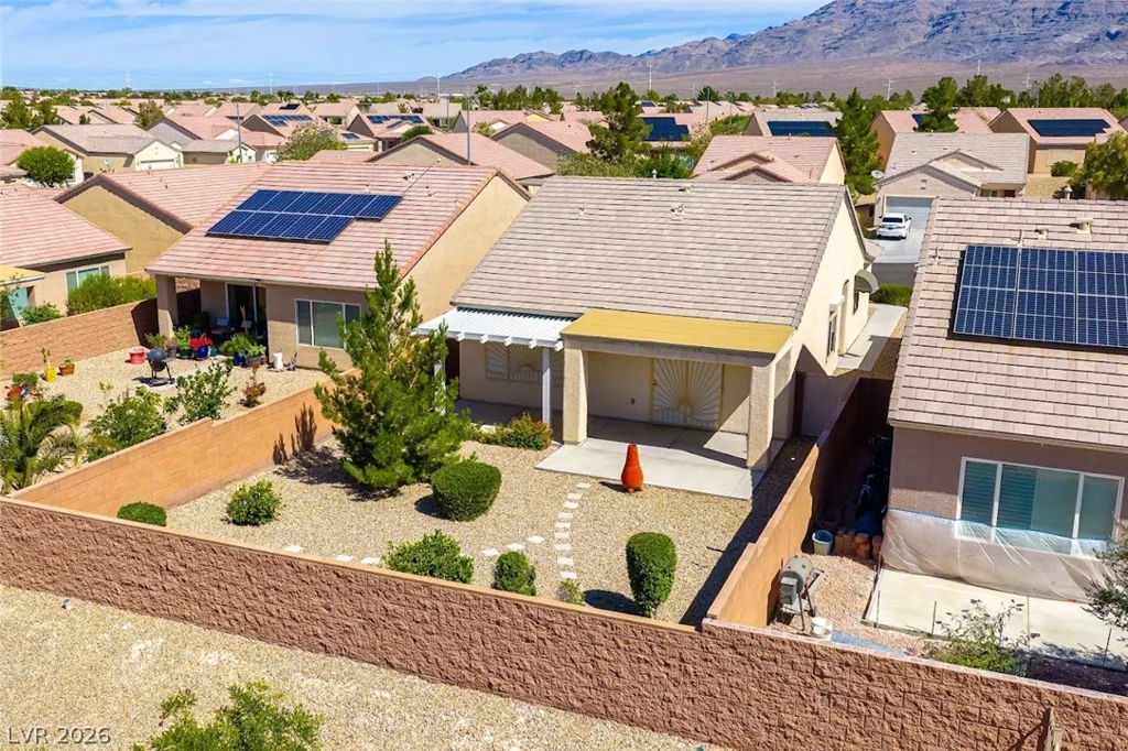 2113 Crake, North Las Vegas, NV 89084