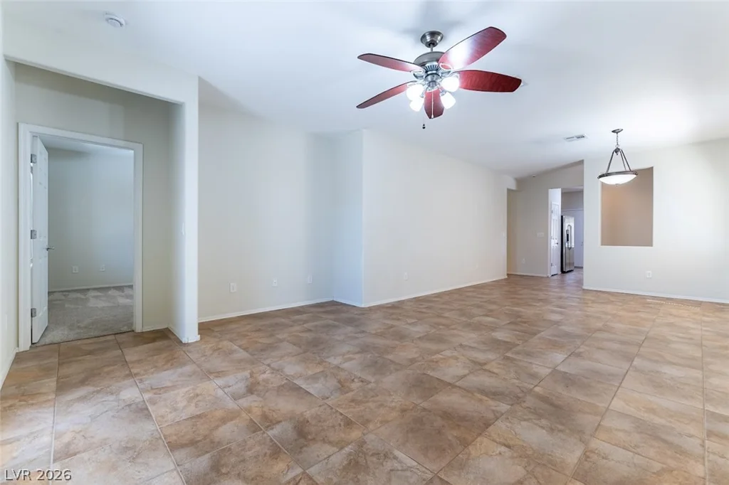 2113 Crake, North Las Vegas, NV 89084