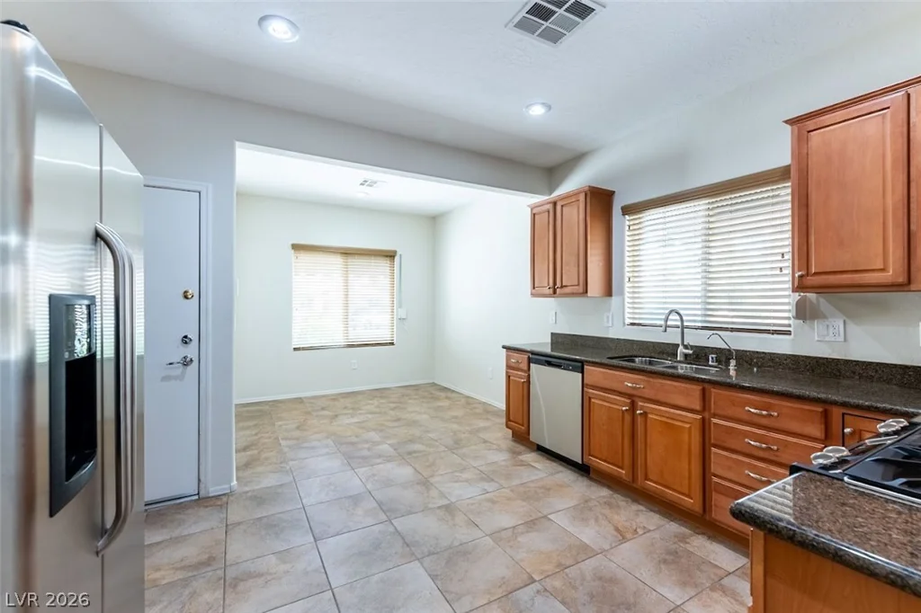2113 Crake, North Las Vegas, NV 89084
