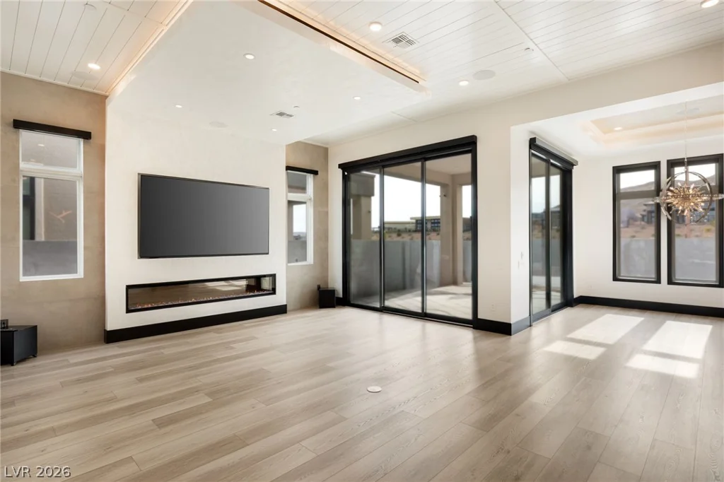 11041 Concord Valley, Las Vegas, NV 89135