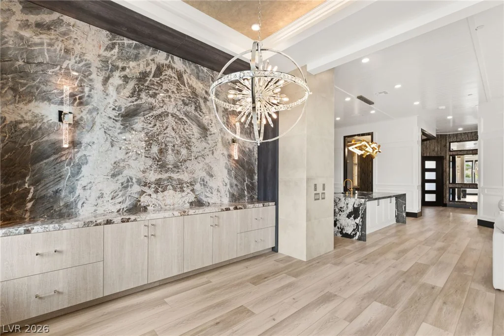 11041 Concord Valley, Las Vegas, NV 89135