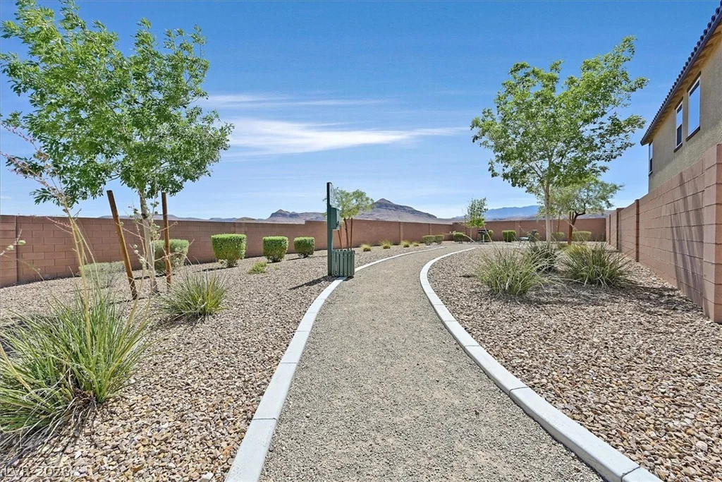 10593 Giant Cardon, Las Vegas, NV 89179