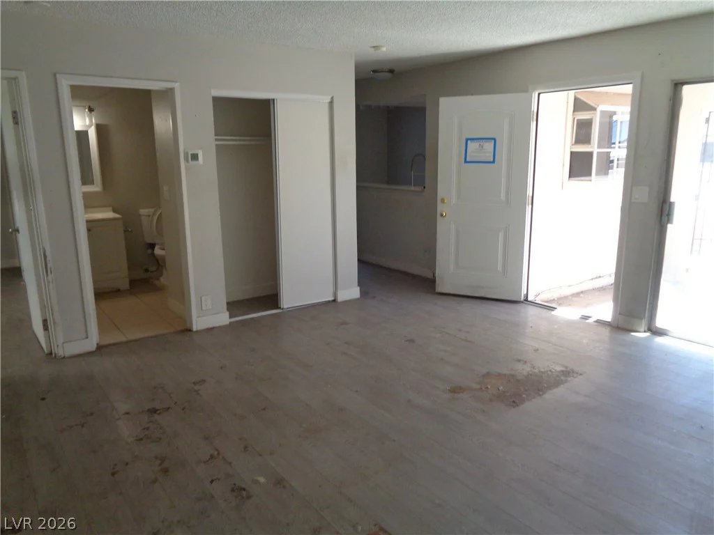 3016 Saint George, North Las Vegas, NV 89030
