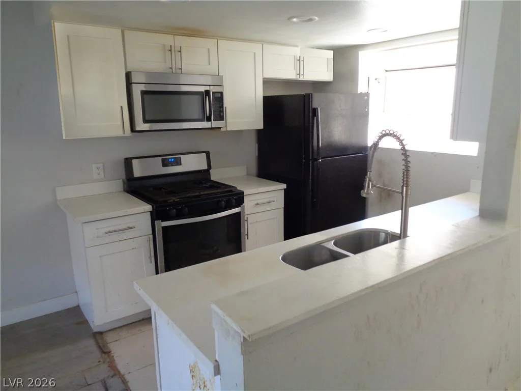 3016 Saint George, North Las Vegas, NV 89030