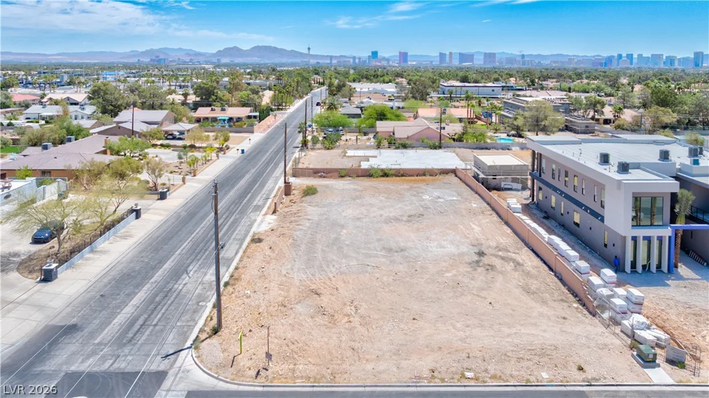 Montessouri, Las Vegas, NV 89117