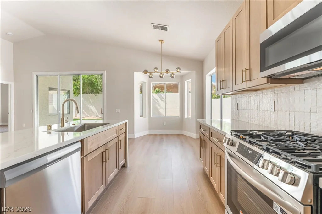8417 Bay Crest, Las Vegas, NV 89128