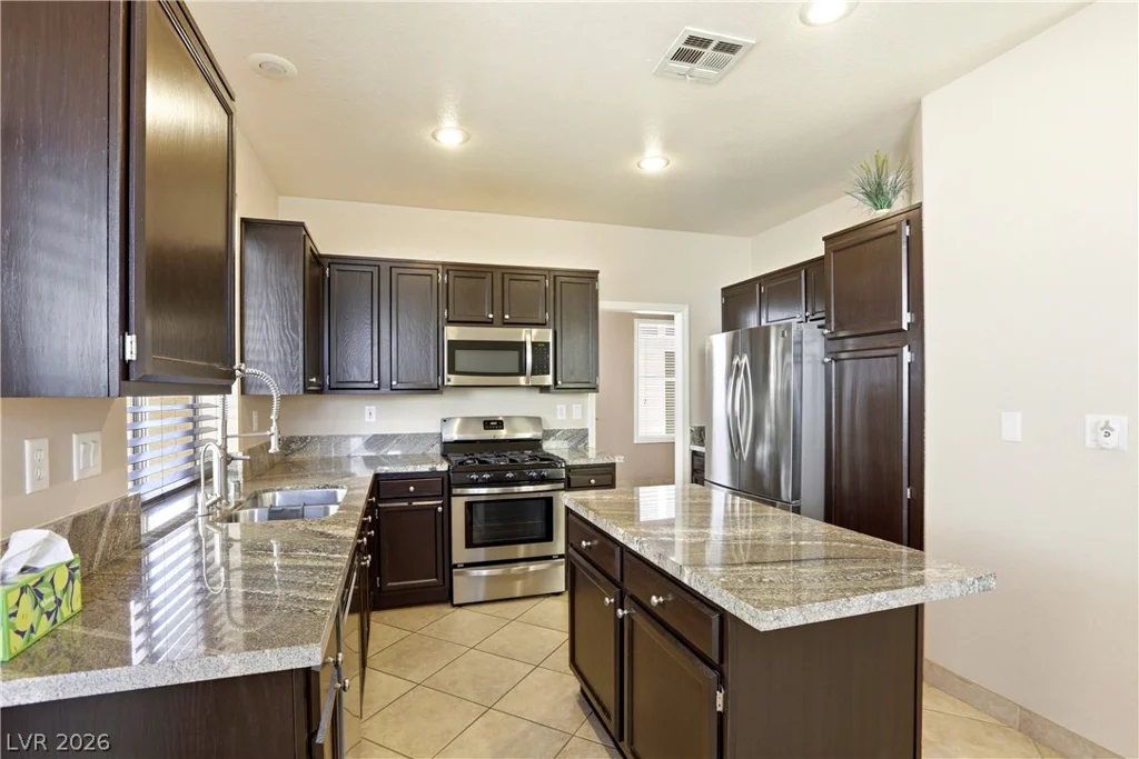 2221 Juniper Berry, Las Vegas, NV 89134