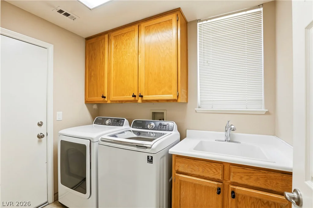 2221 Juniper Berry, Las Vegas, NV 89134