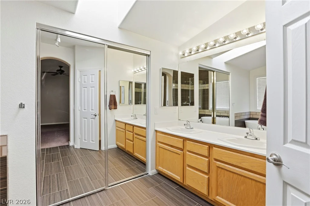 2221 Juniper Berry, Las Vegas, NV 89134