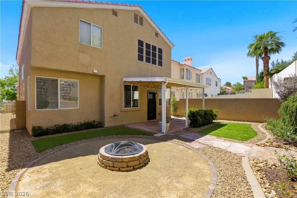 2221 Juniper Berry, Las Vegas, NV 89134
