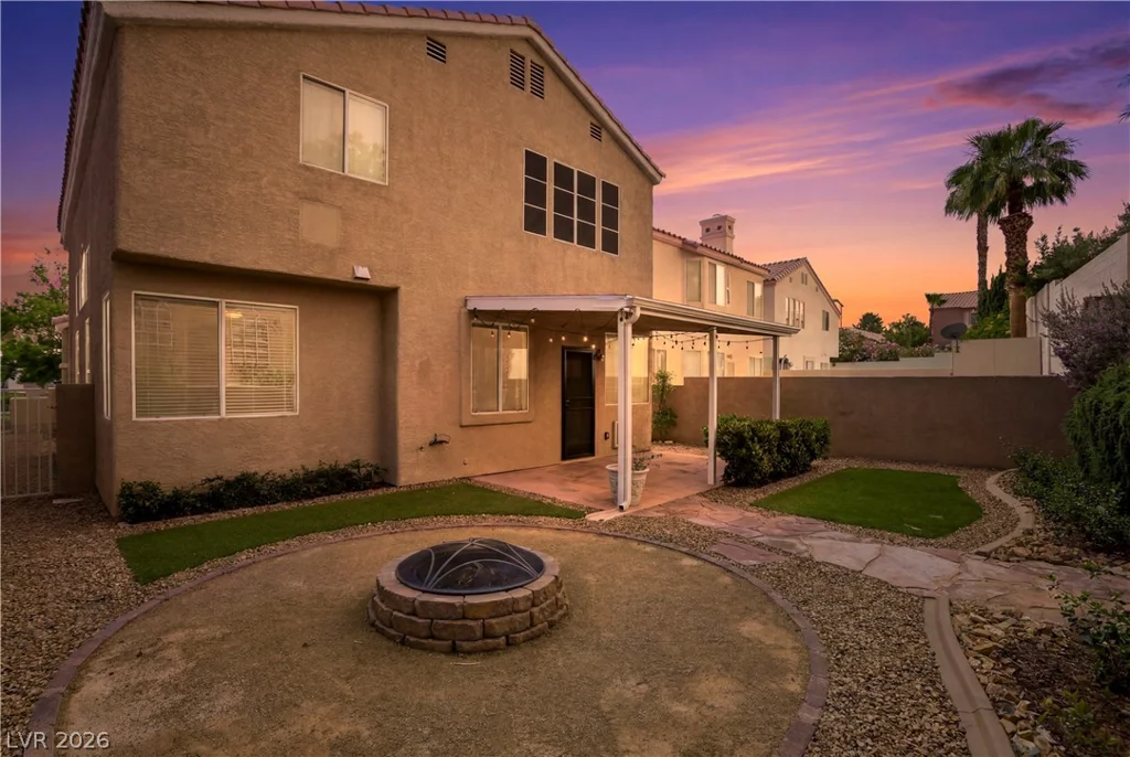 2221 Juniper Berry, Las Vegas, NV 89134