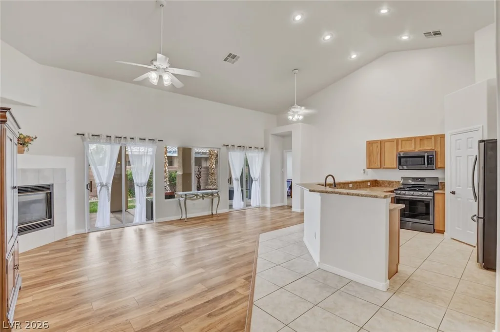 5605 Grand Guiness, Las Vegas, NV 89130