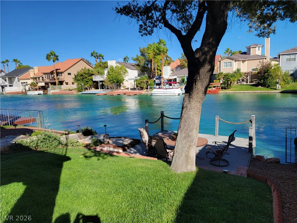 3020 Waterside, Las Vegas, NV 89117