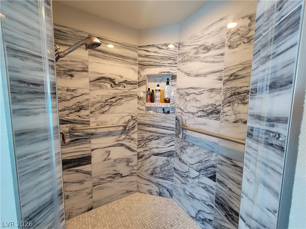 3020 Waterside, Las Vegas, NV 89117
