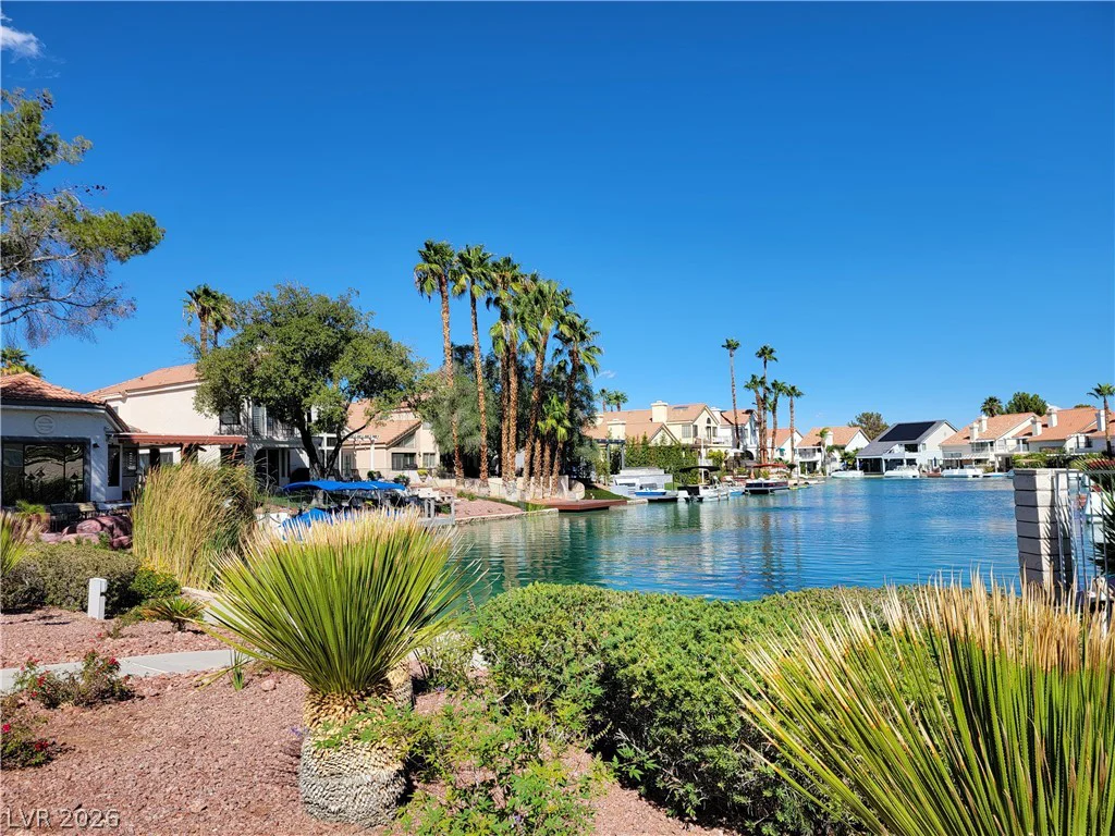 3020 Waterside, Las Vegas, NV 89117