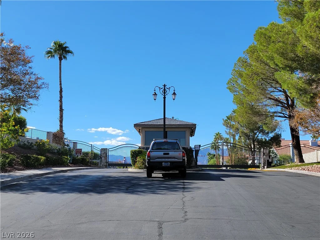 3020 Waterside, Las Vegas, NV 89117