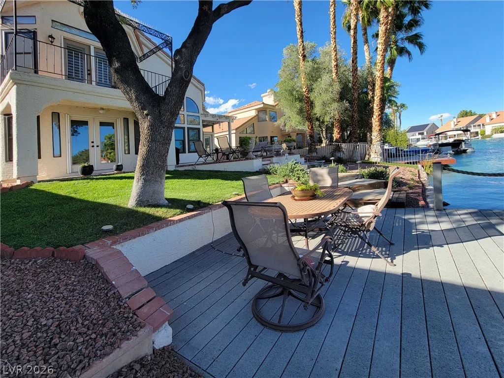 3020 Waterside, Las Vegas, NV 89117