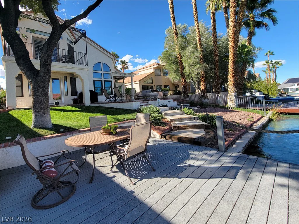 3020 Waterside, Las Vegas, NV 89117