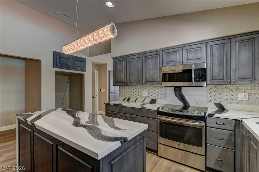 187 Ebb Tide, Las Vegas, NV 89123