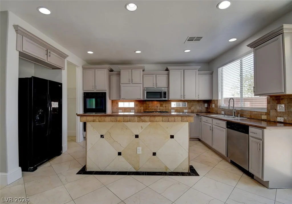 9003 Greek Palace, Las Vegas, NV 89178