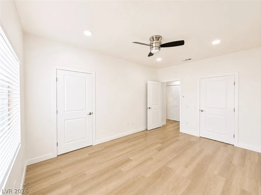 5415 Harmon, Las Vegas, NV 89103