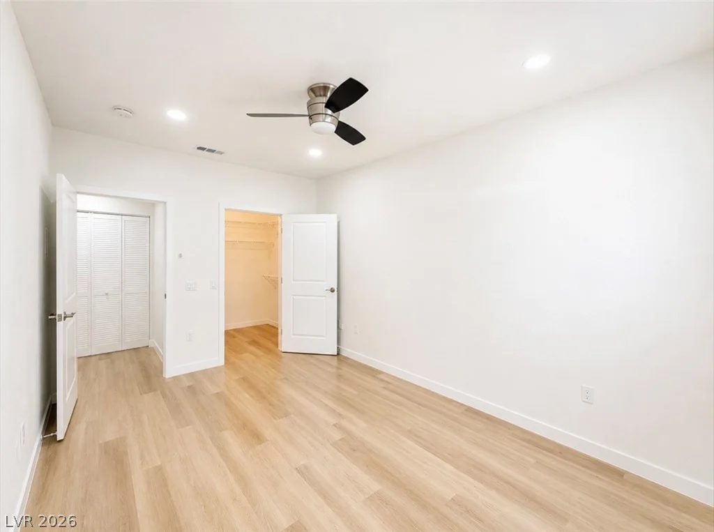 5415 Harmon, Las Vegas, NV 89103