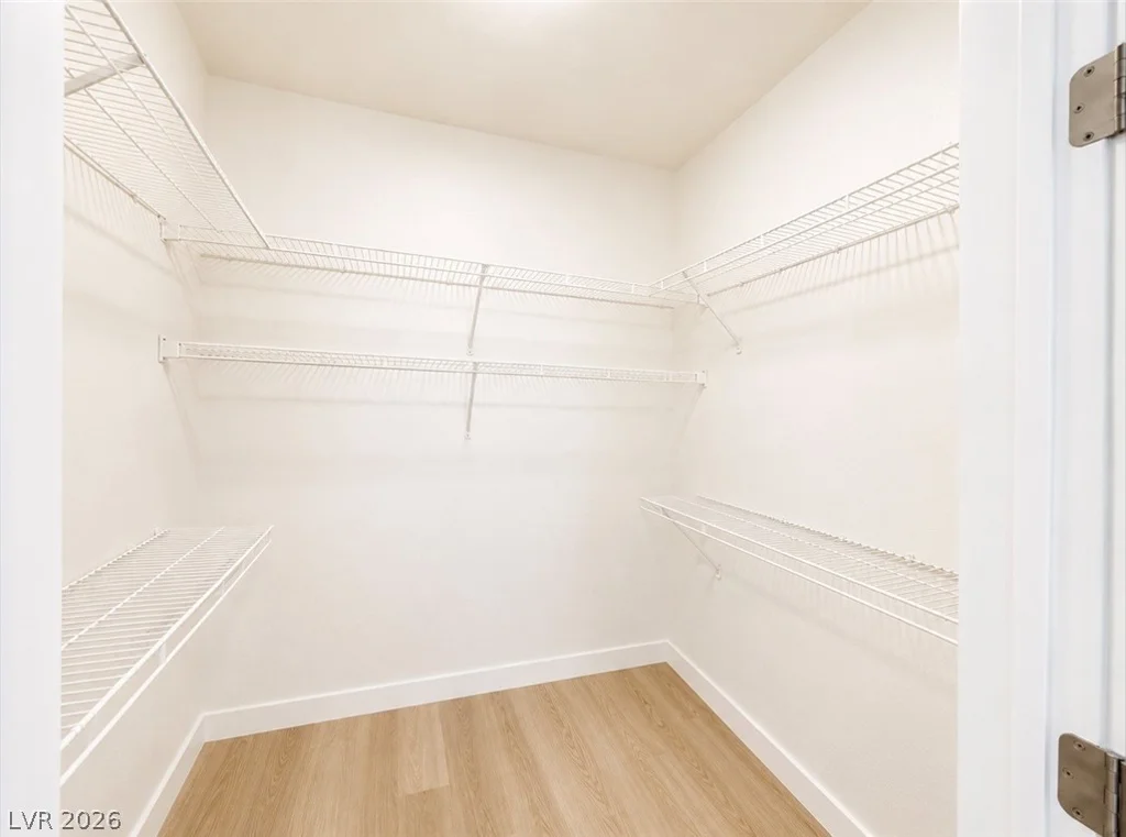 5415 Harmon, Las Vegas, NV 89103
