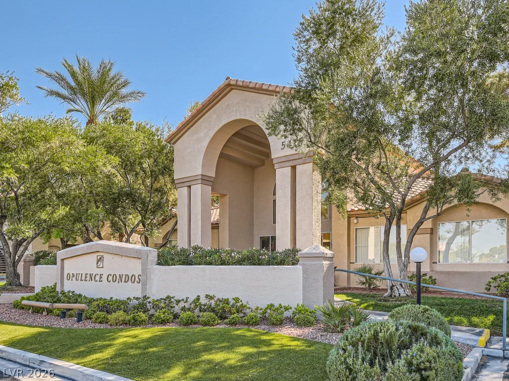 5415 Harmon, Las Vegas, NV 89103