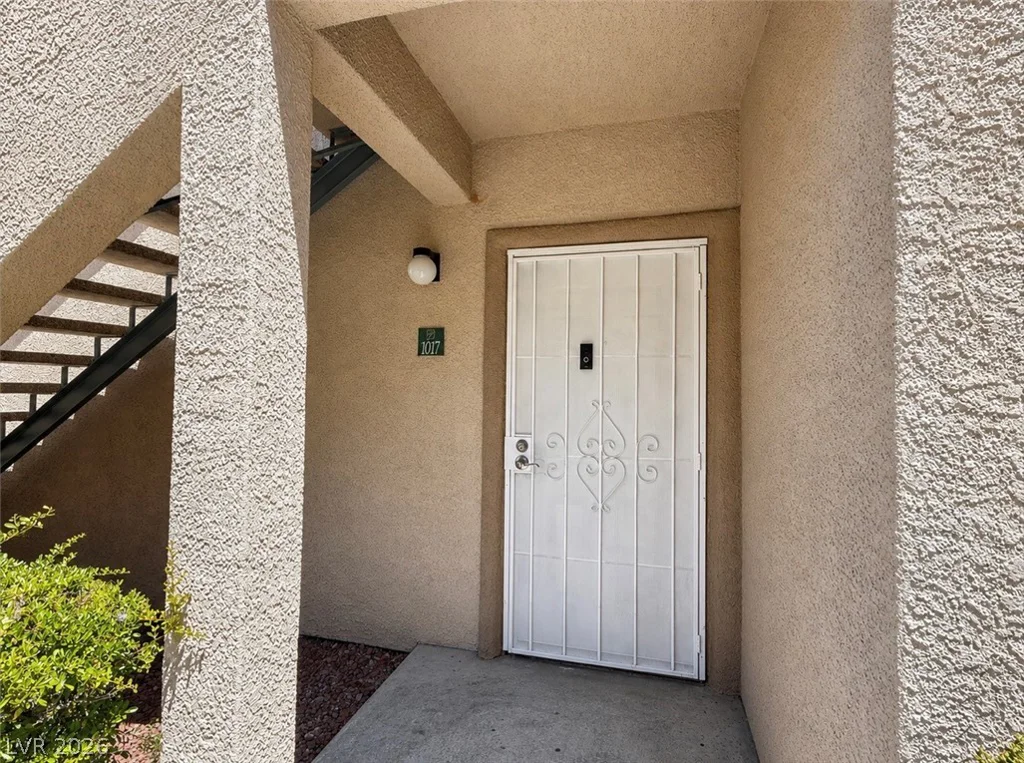 5415 Harmon, Las Vegas, NV 89103