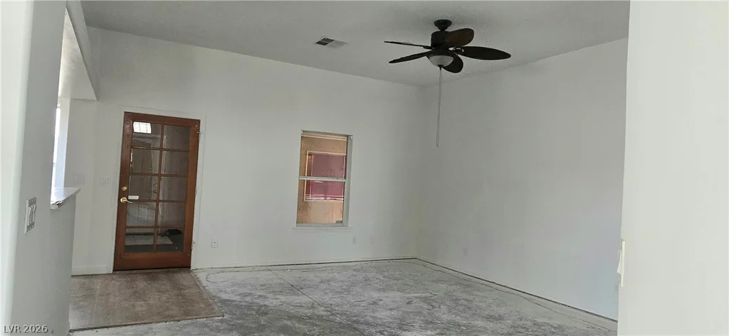 7733 Bentonite, Las Vegas, NV 89128