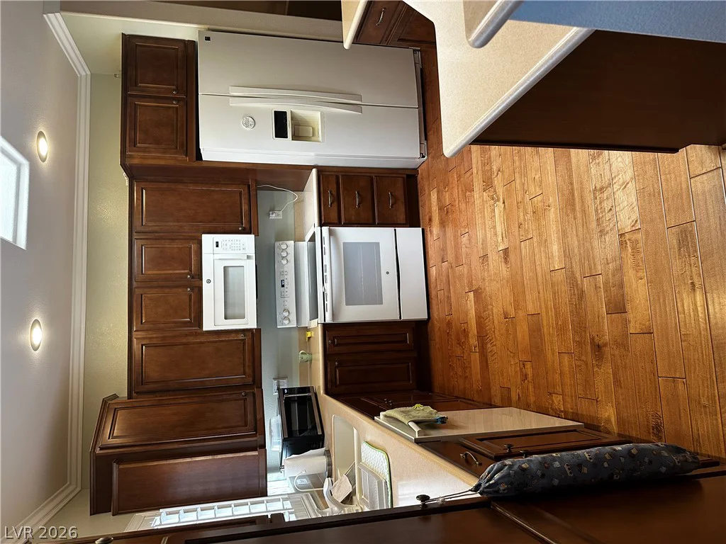 1513 Bonner Springs, Henderson, NV 89052