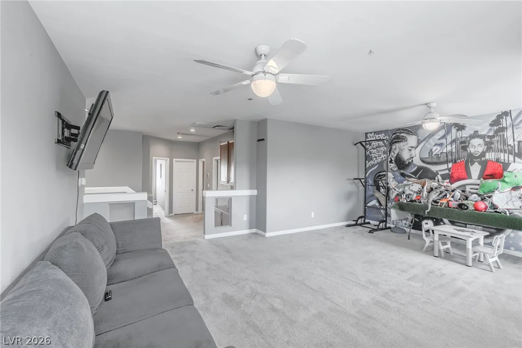 6694 Coronado Crest, Las Vegas, NV 89139