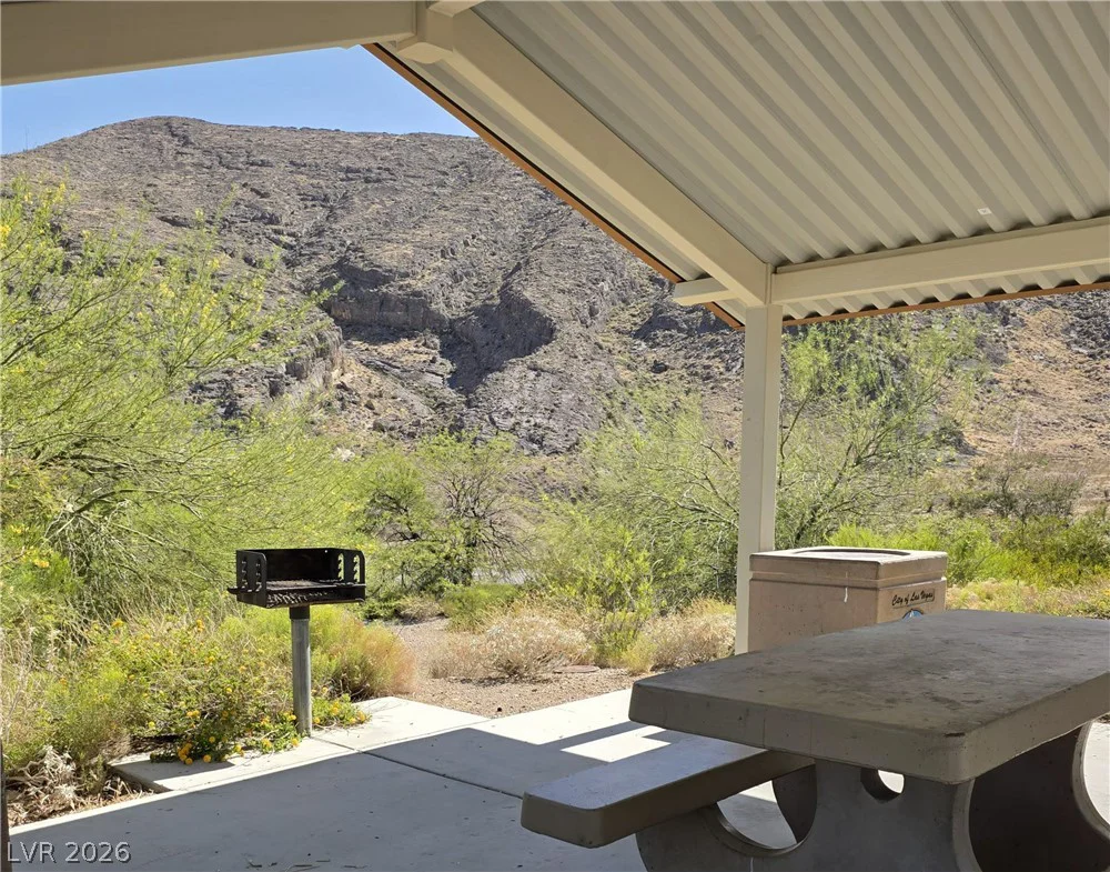 10550 Alexander, Las Vegas, NV 89129