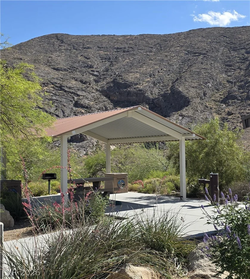 10550 Alexander, Las Vegas, NV 89129