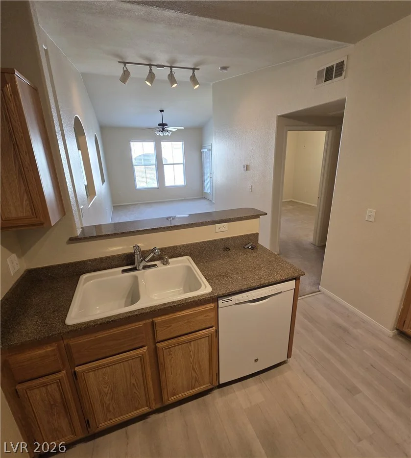 10550 Alexander, Las Vegas, NV 89129