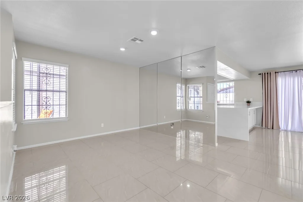 4214 Whippoorwill, Las Vegas, NV 89121