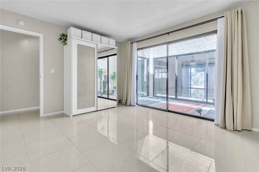 4214 Whippoorwill, Las Vegas, NV 89121