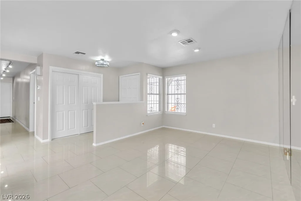 4214 Whippoorwill, Las Vegas, NV 89121