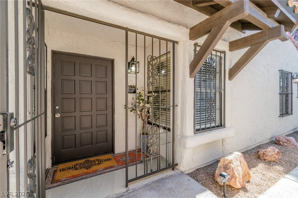 4214 Whippoorwill, Las Vegas, NV 89121
